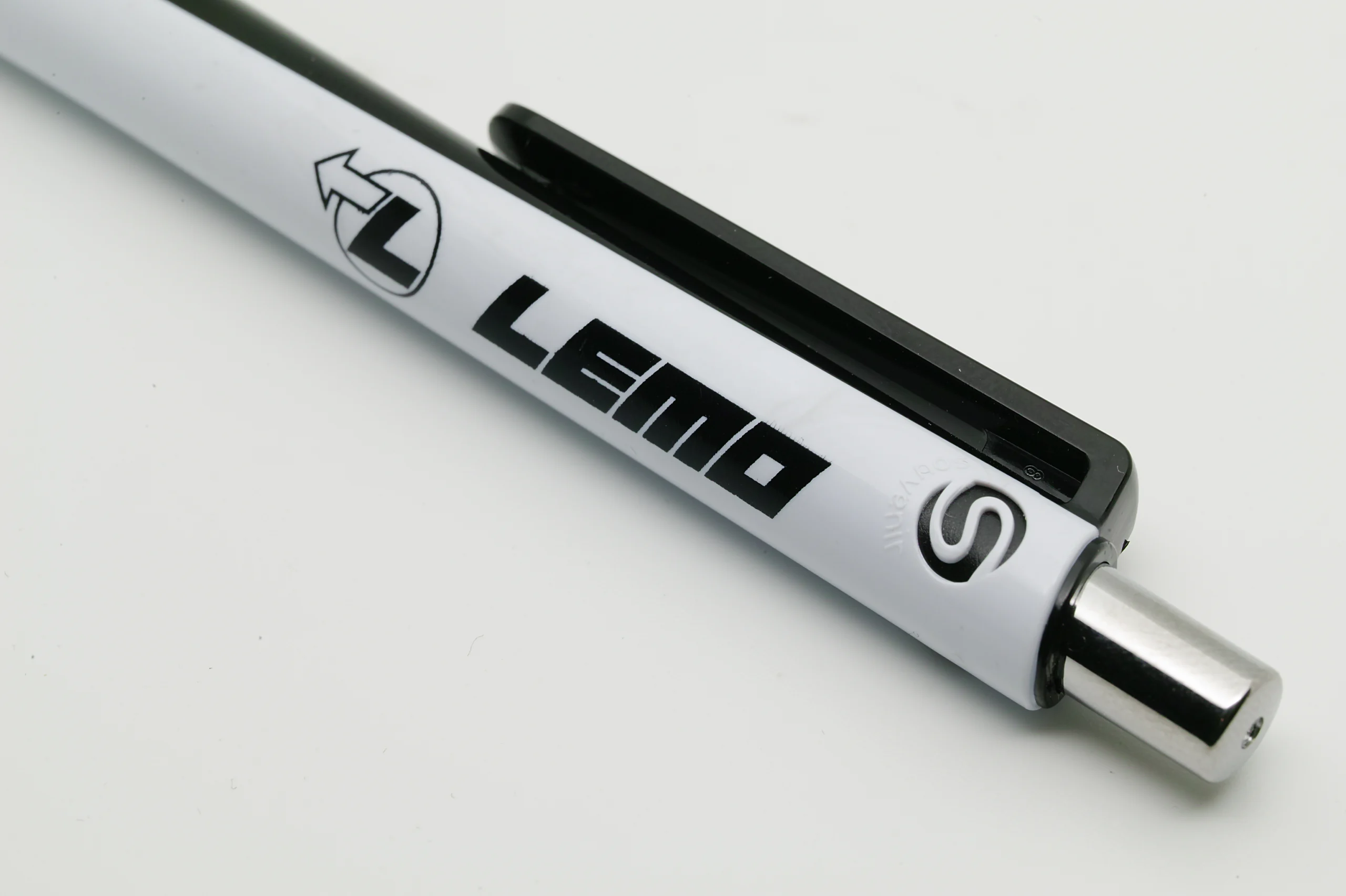 Lemo, Archive No. 2355